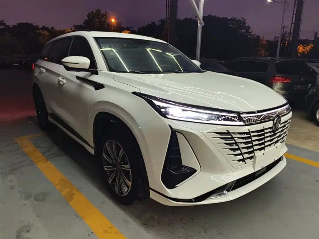 Changan CS75 PLUS 2023 — фото 4