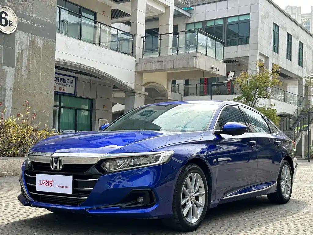 Honda Accord 2022 — фото 1