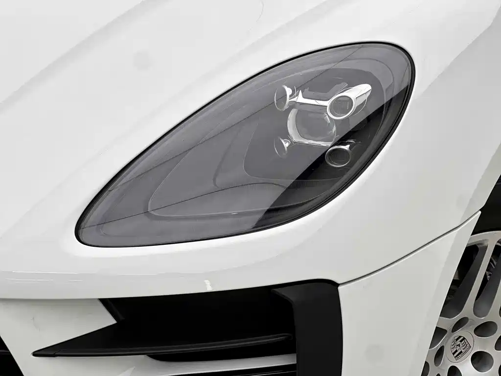 Porsche Macan 2019 — фото 13