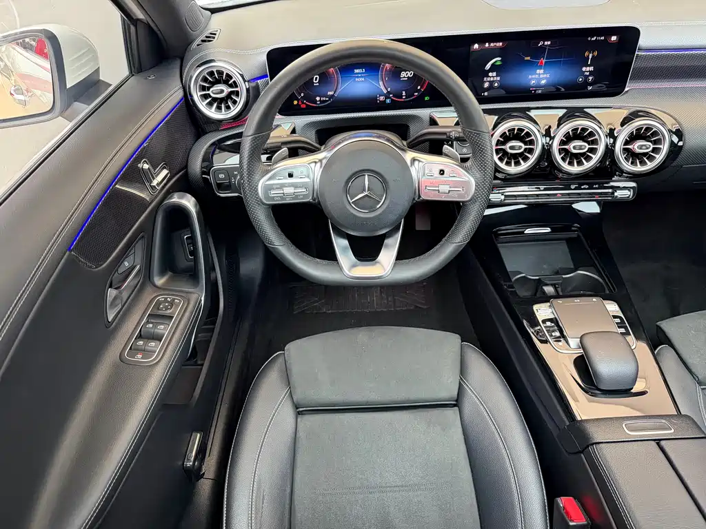 Mercedes-Benz A-Class 2020 — фото 10
