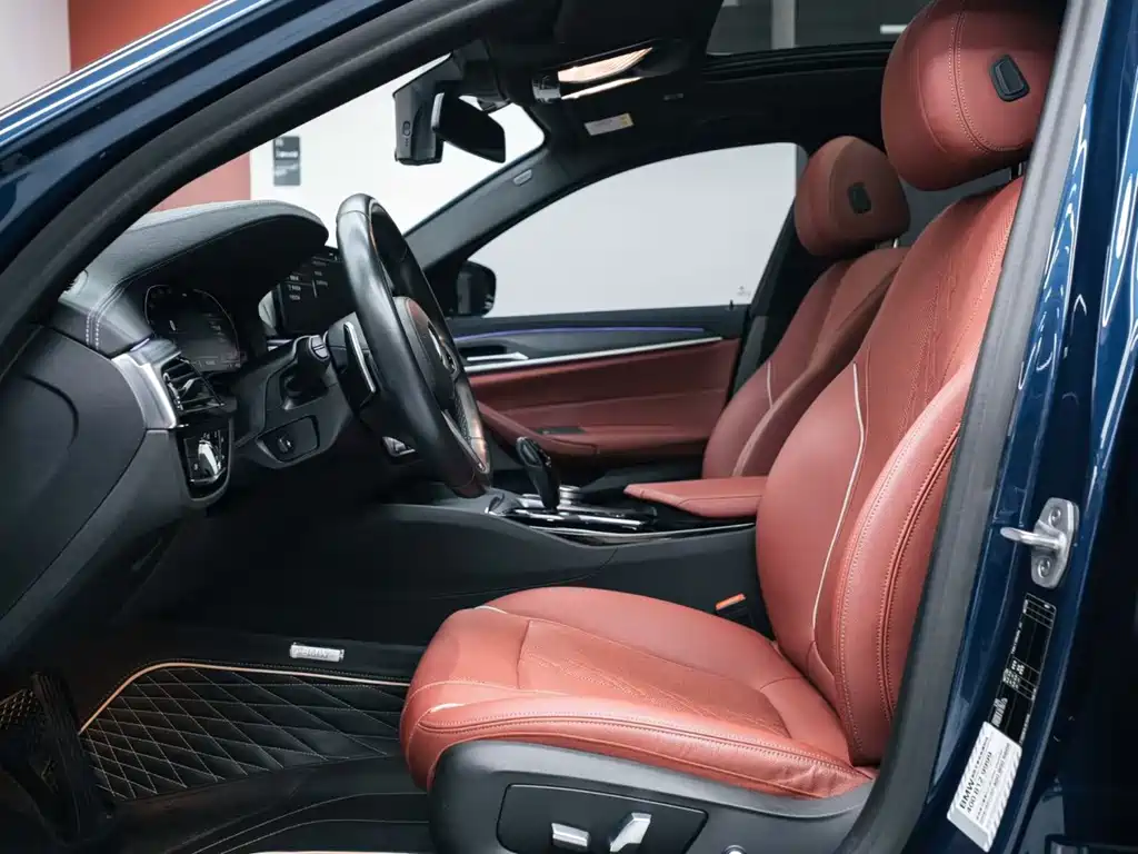 BMW 5 Series 2021