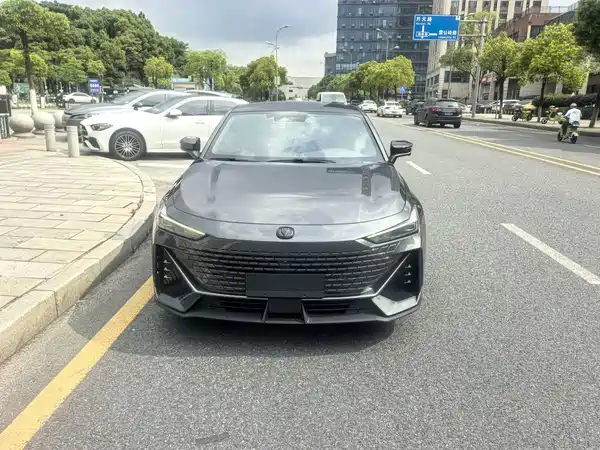Changan UNI-V 2023