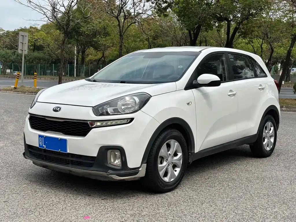 Kia KX3 2015 — фото 1