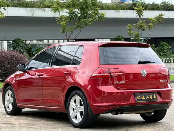 Volkswagen Golf 2014