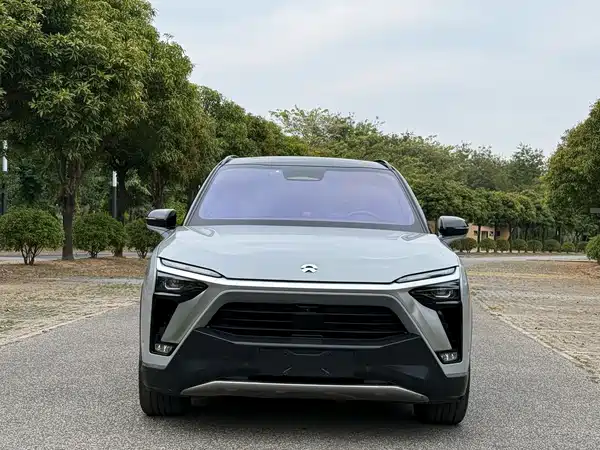 NIO ES8 2020