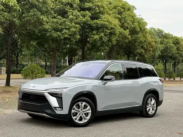 NIO ES8 2020