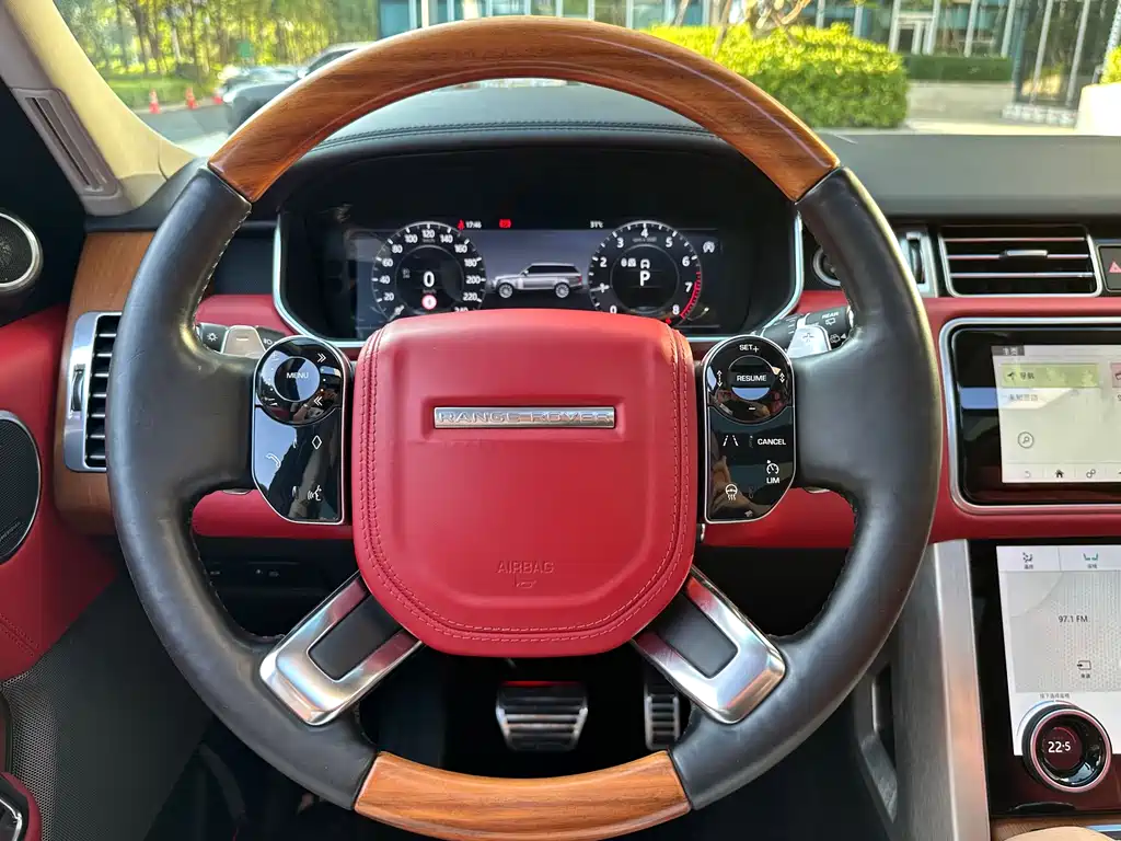 Land Rover Range Rover 2020 — фото 15