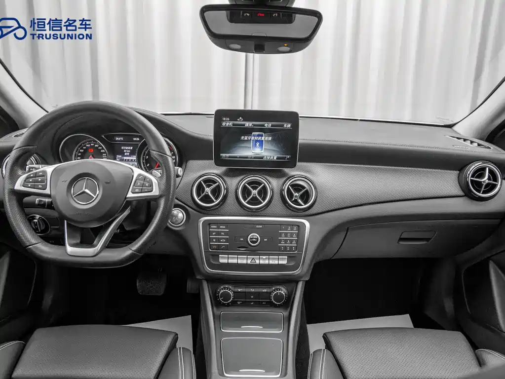 Mercedes-Benz GLA 2019 — фото 11