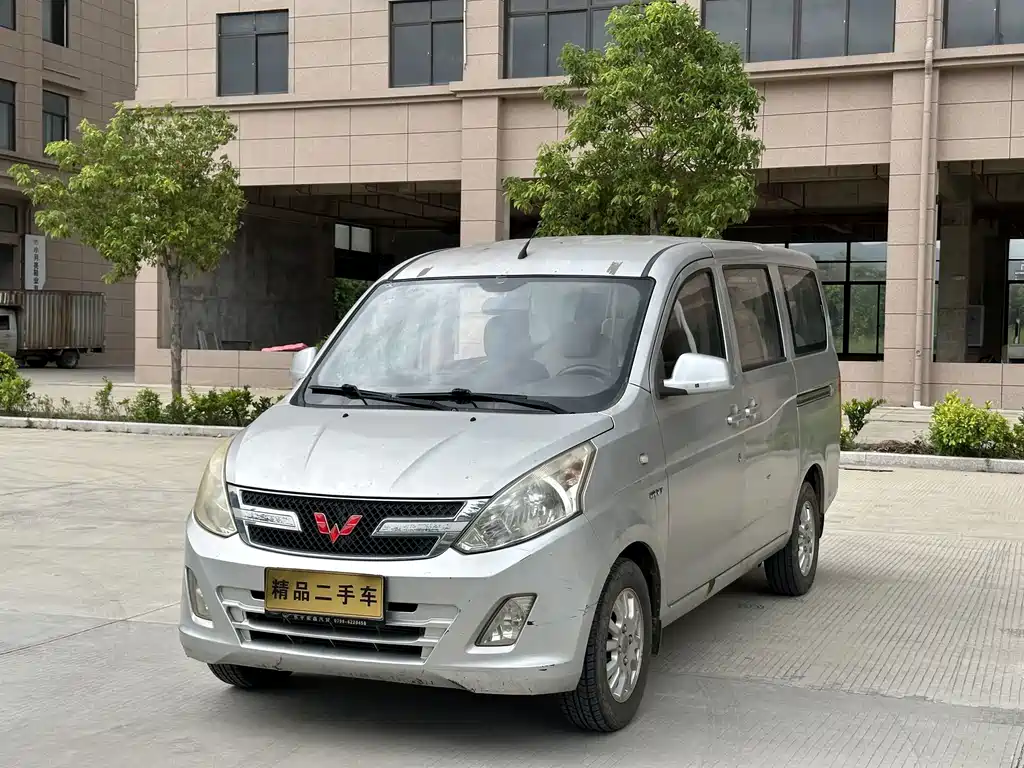 Wuling Rongguang V 2017 — фото 1