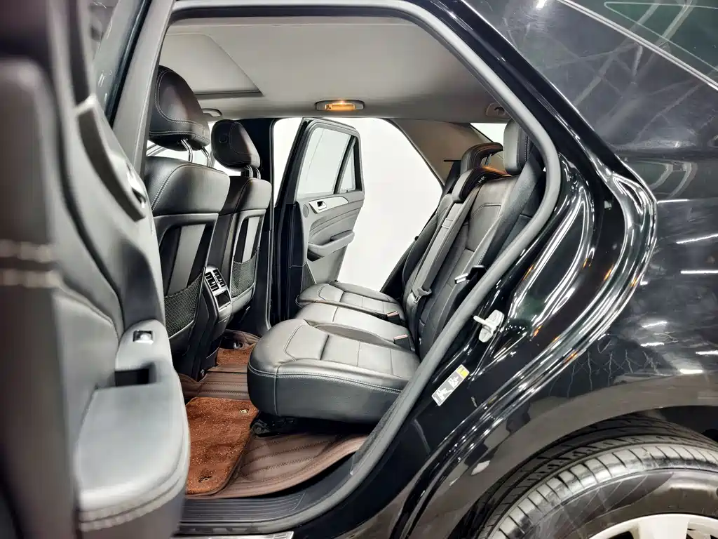 Mercedes-Benz M-Class 2014 — фото 13