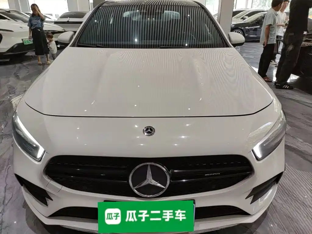 Mercedes-Benz A-Class 2019 — фото 3