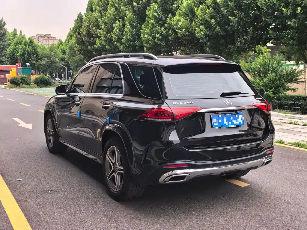 Mercedes-Benz GLE 2021