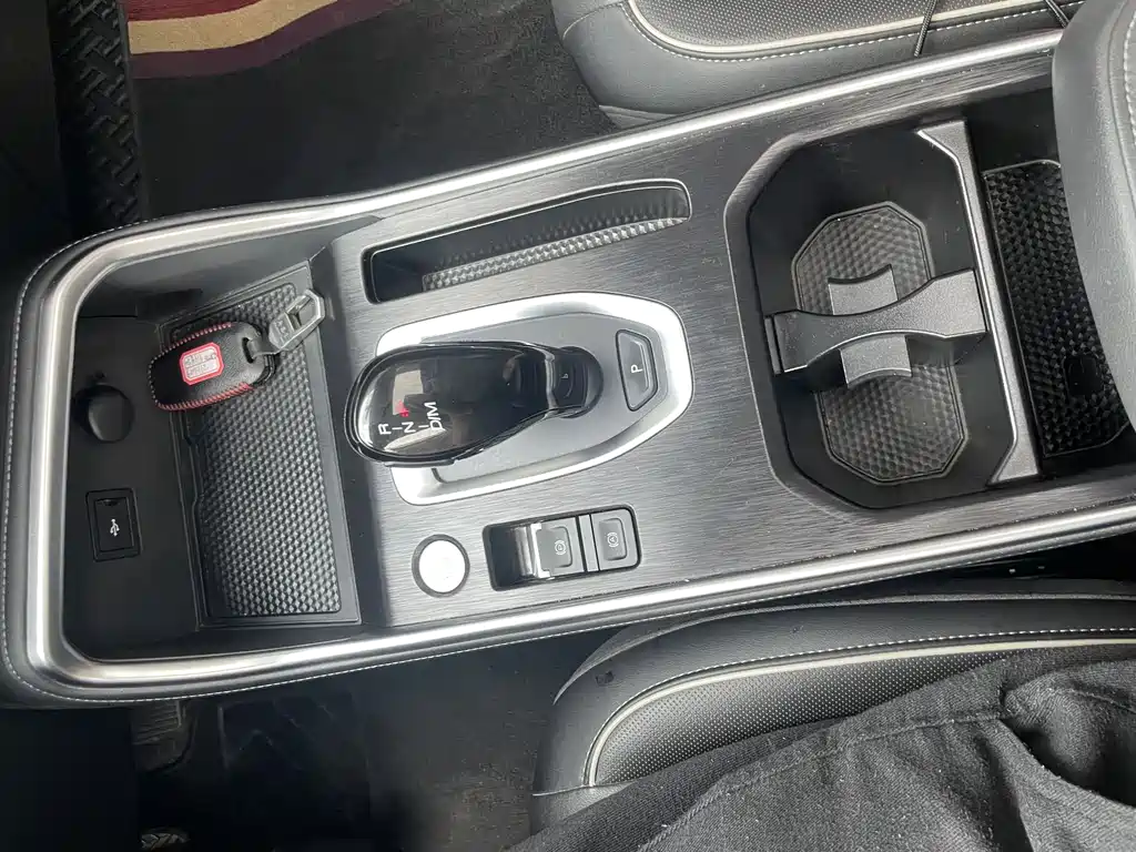 Haval H6 2023 — фото 20