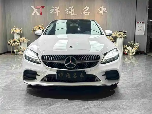 Mercedes-Benz C-Class 2020