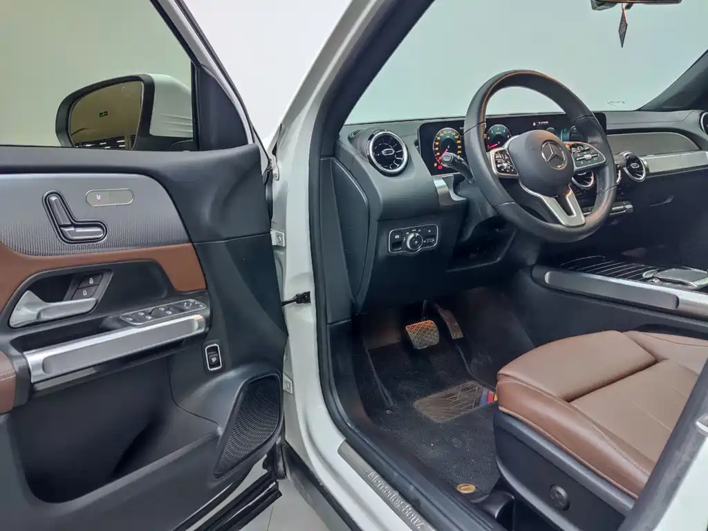 Mercedes-Benz GLB 2020