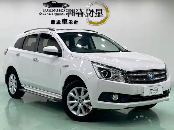 Venucia T70 2015