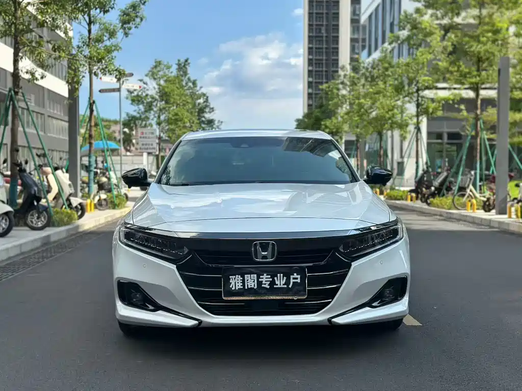 Honda Accord 2022 — фото 2