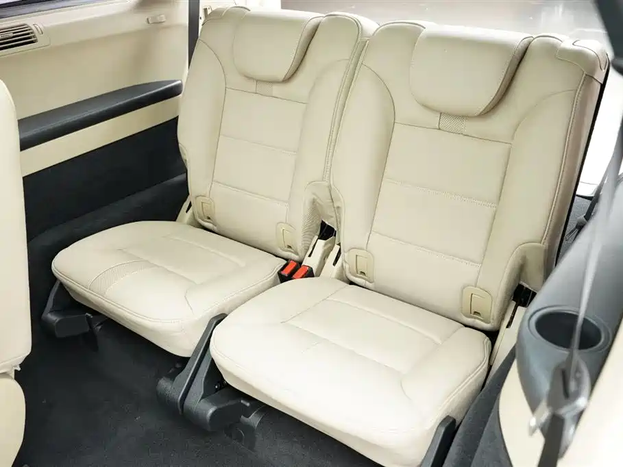 Mercedes-Benz R-Class 2015 — фото 24