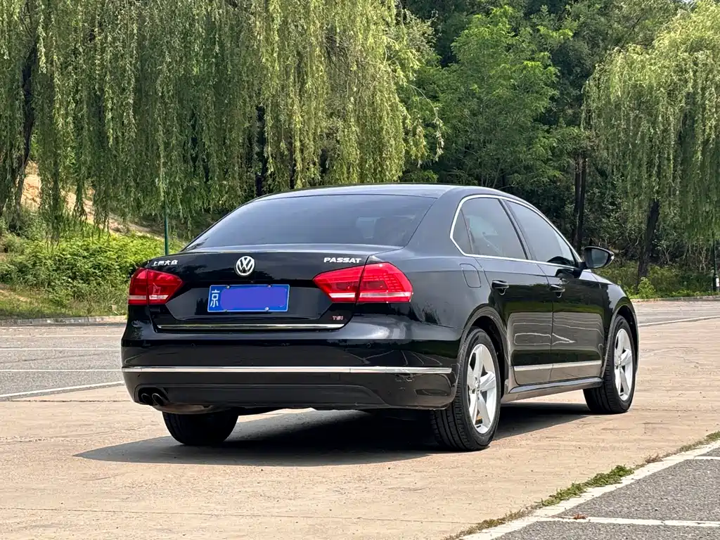 Volkswagen Passat 2015 — фото 5