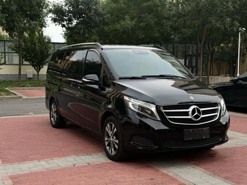 Mercedes-Benz V-Class 2018 — фото 3