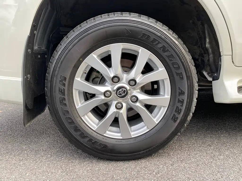 Toyota Land Cruiser 2019 — фото 25