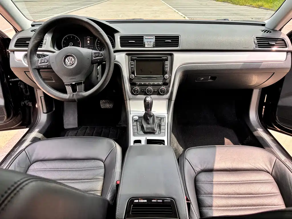 Volkswagen Passat 2015 — фото 10