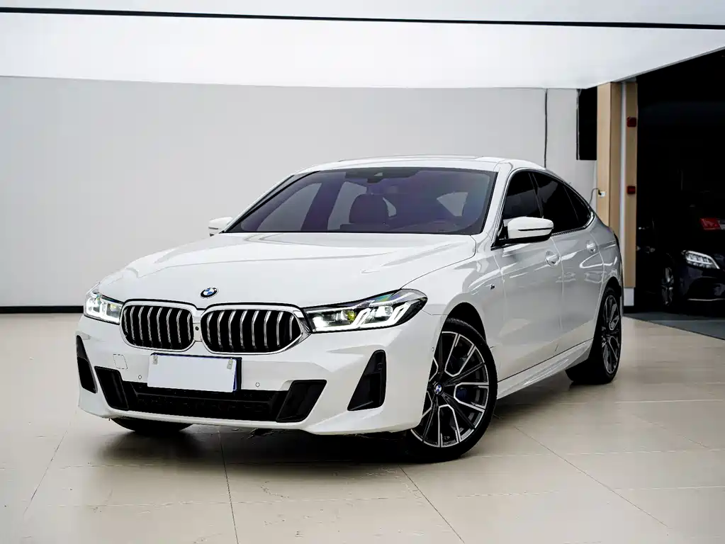 BMW 6 Series GT 2021 — фото 1