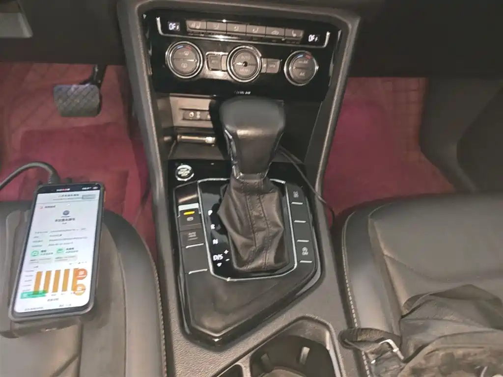 Volkswagen Tiguan L 2018 — фото 14