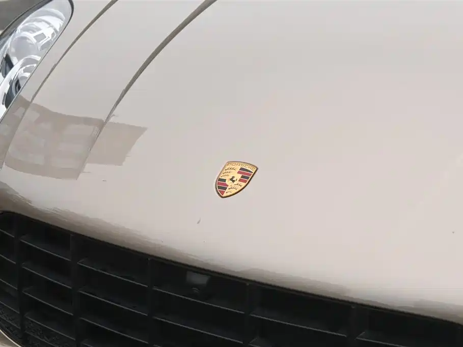 Porsche Macan 2015 — фото 12