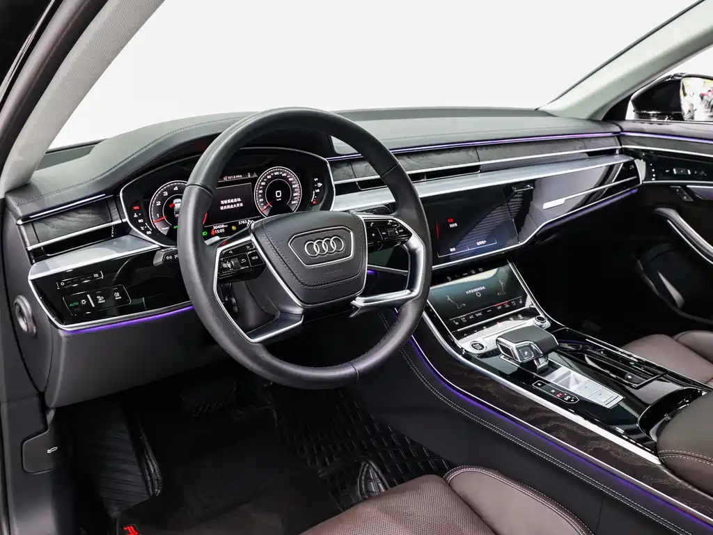 Audi A8 2023 — фото 17