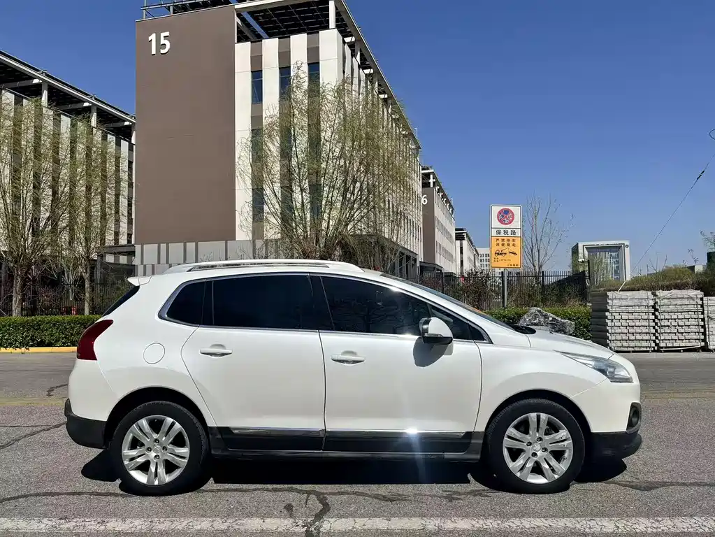Peugeot 3008 2014 — фото 4