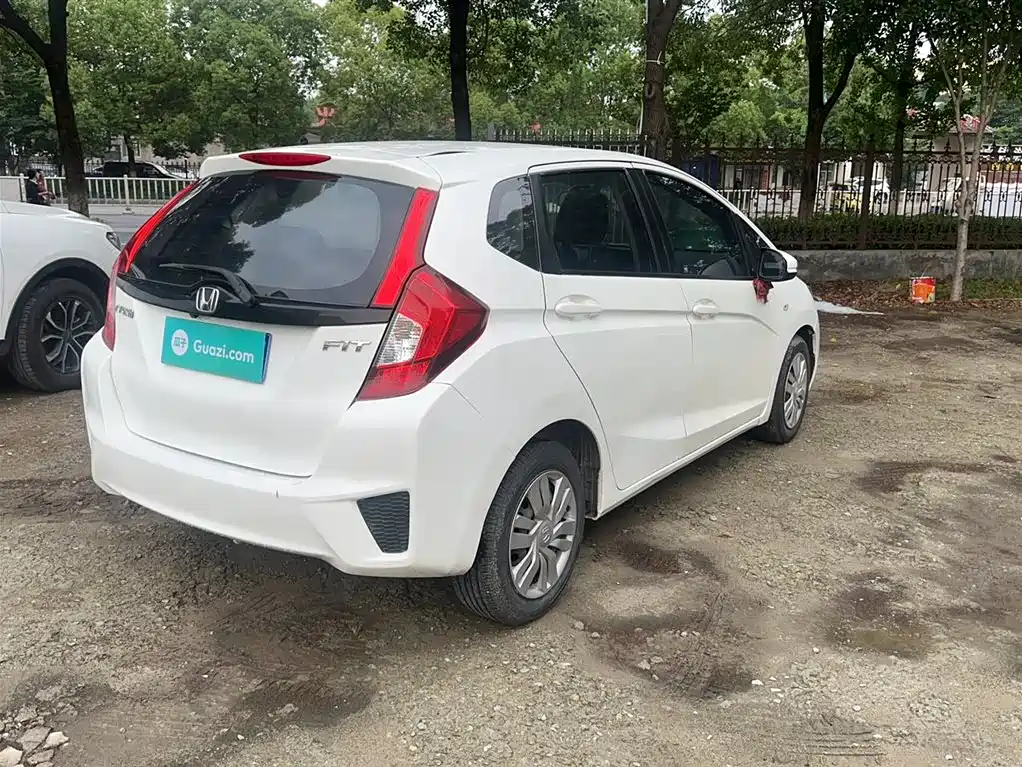 Honda Fit 2016 — фото 5