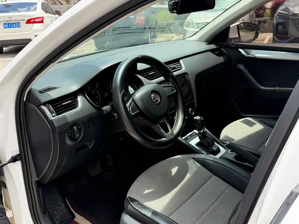 Skoda Octavia 2016