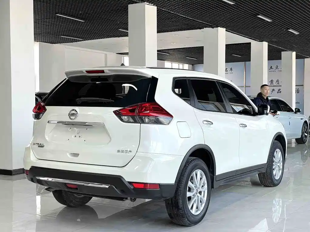 Nissan X-Trail 2023 — фото 6