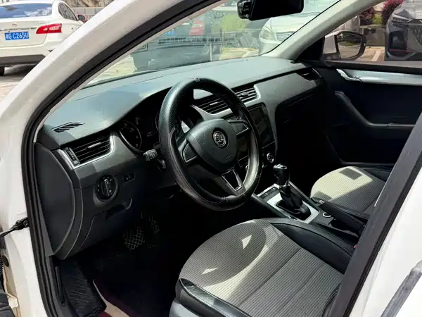 Skoda Octavia 2016