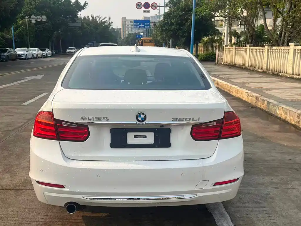 BMW 3 Series 2014 — фото 10
