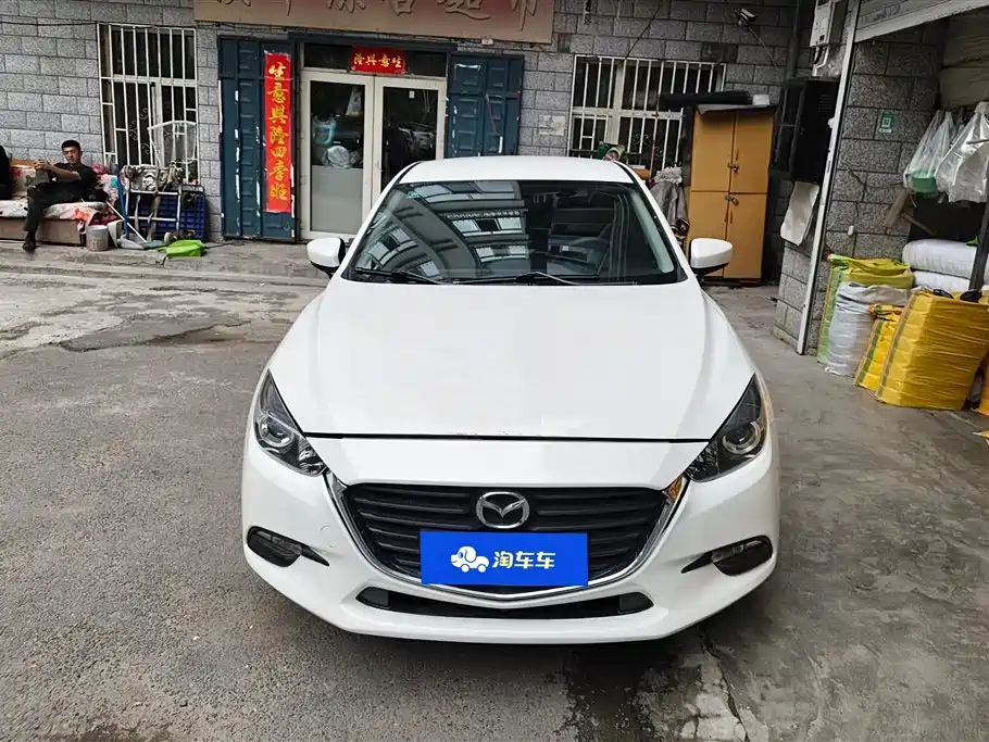 Mazda 3 Axela 2019 — фото 2
