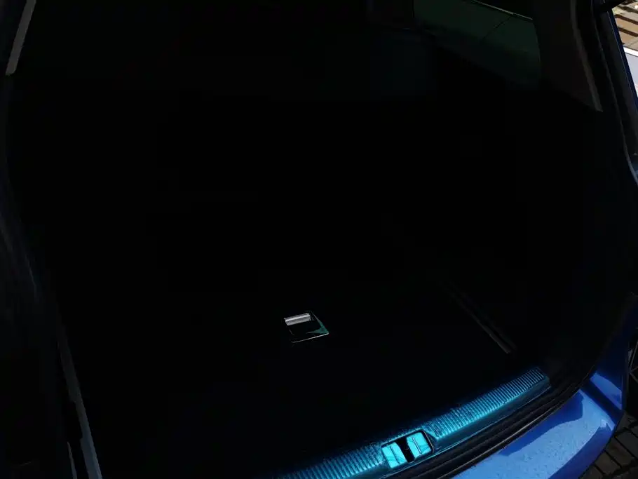 Volkswagen Magotan 2012