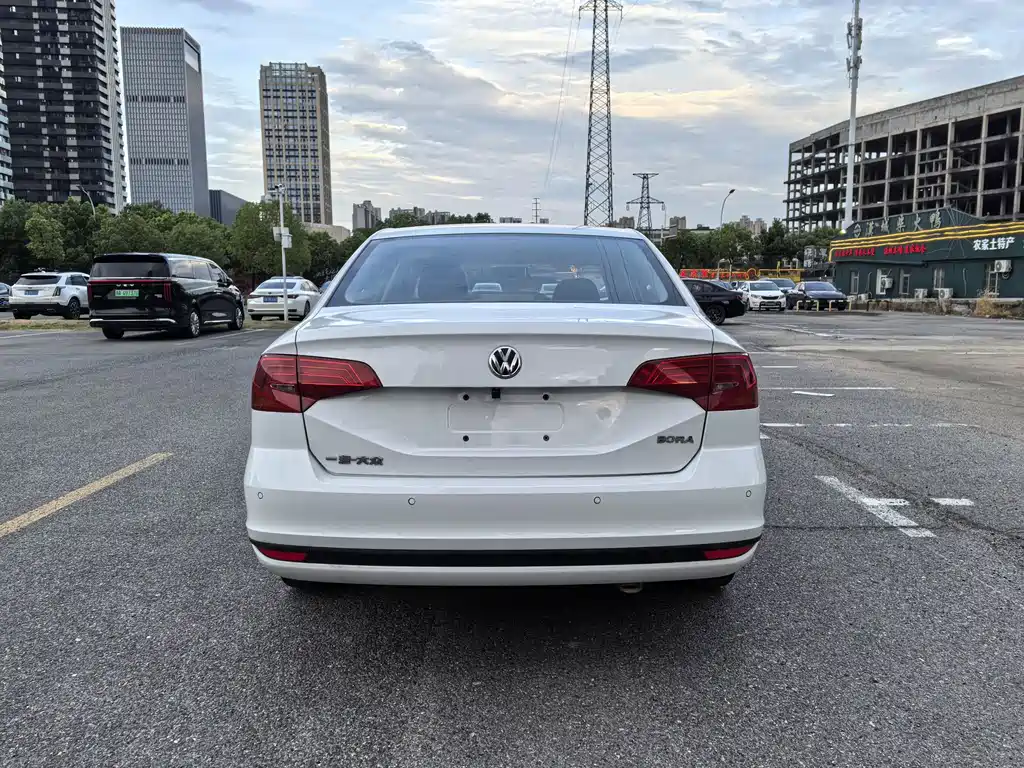 Volkswagen Bora 2022