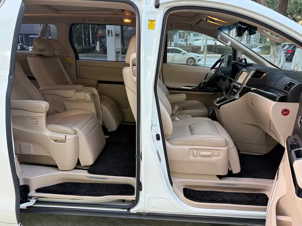 Toyota Alphard 2015 — фото 8