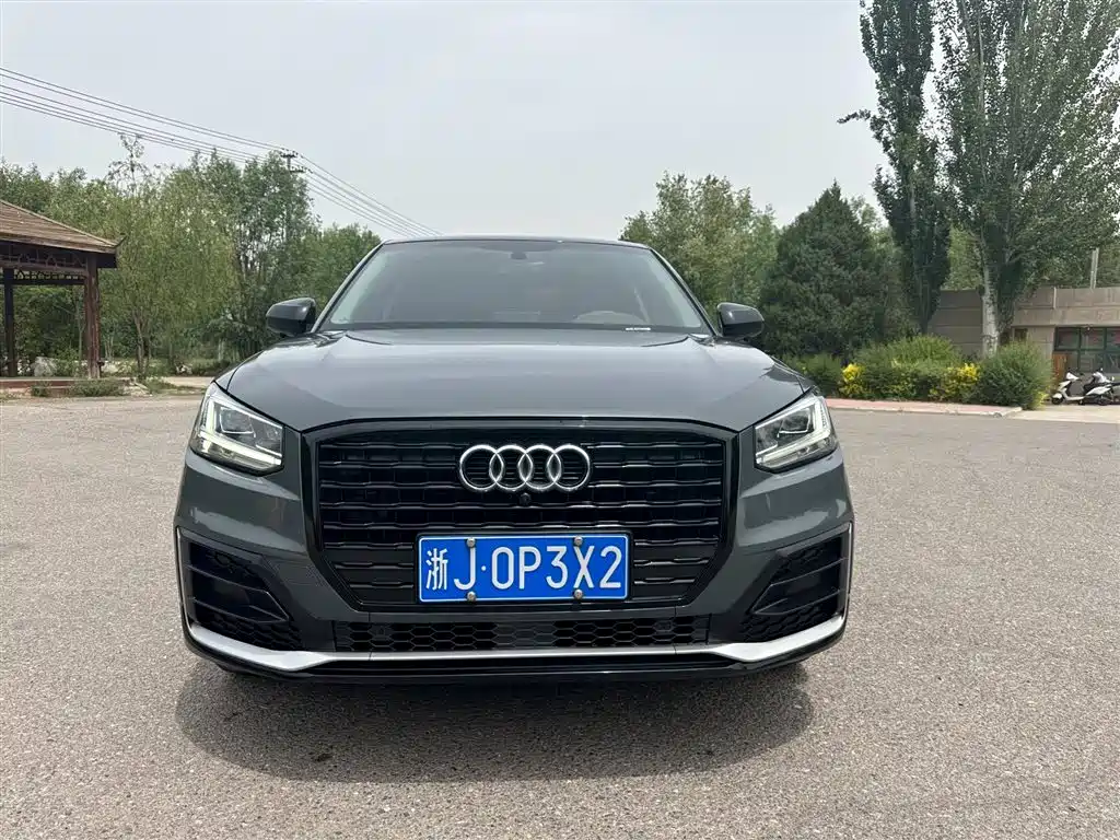 Audi Q2L 2021 — фото 10