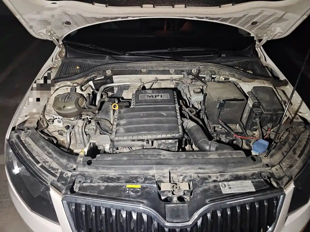 Skoda Octavia 2015 — фото 11