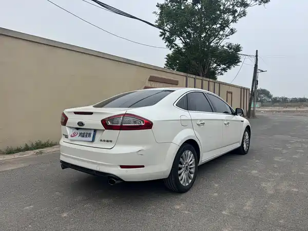 Ford Mondeo-Winning 2011