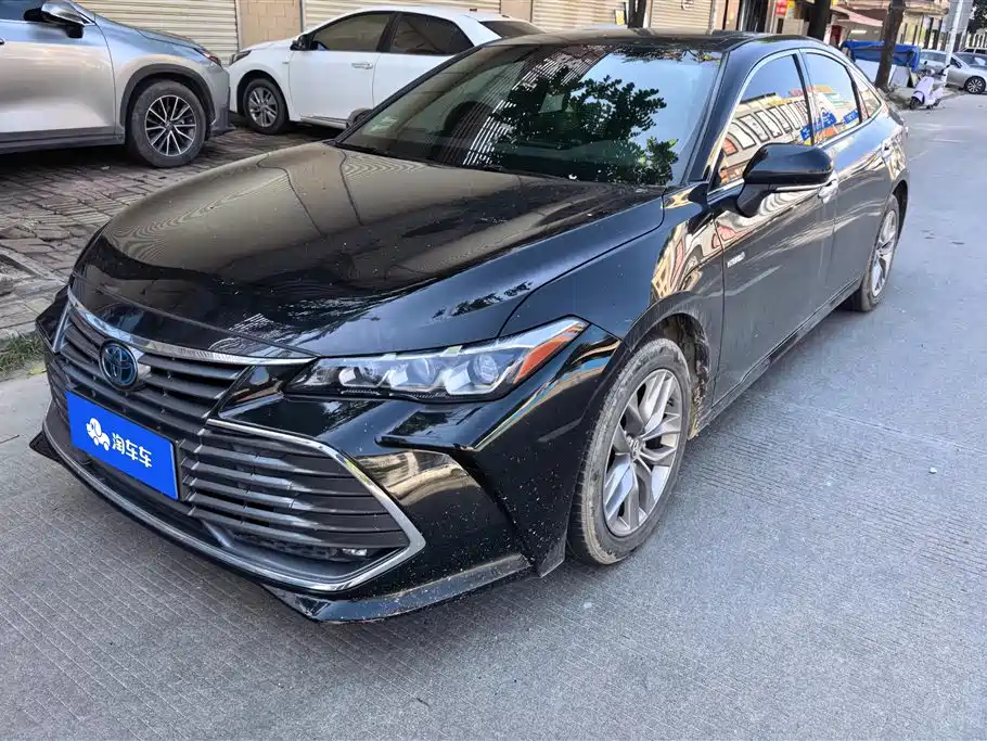 Toyota Avalon 2021 — фото 1