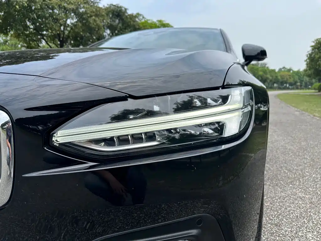 Volvo S90 2020 — фото 14