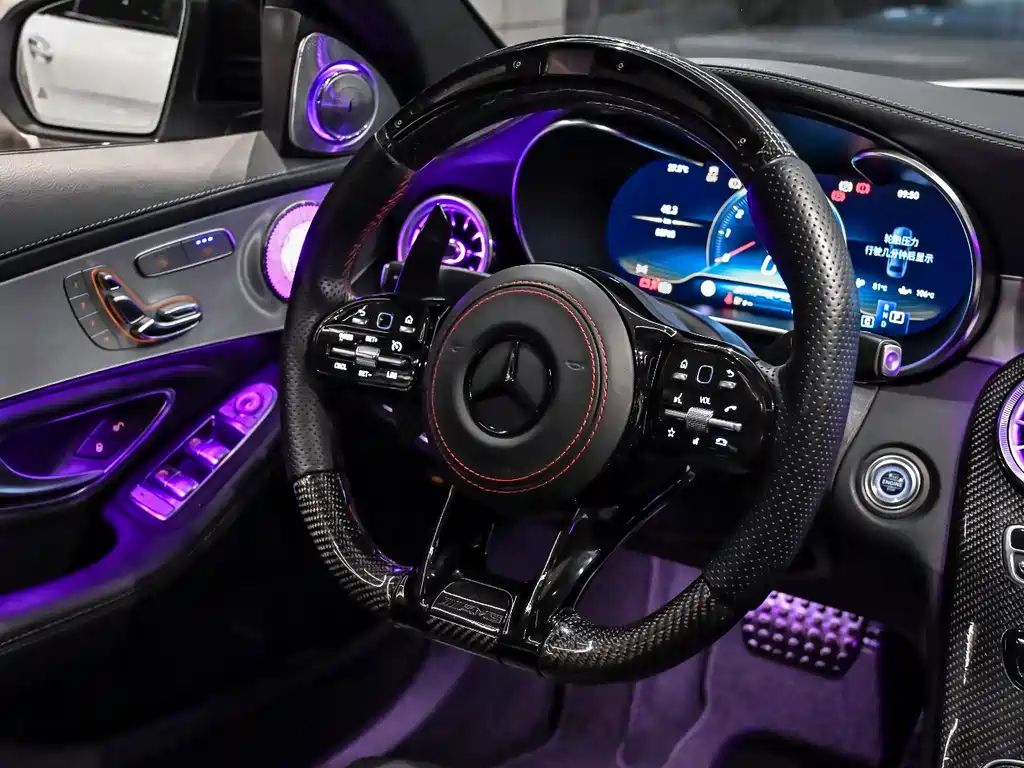 Mercedes-Benz C-Class AMG 2019 — фото 11