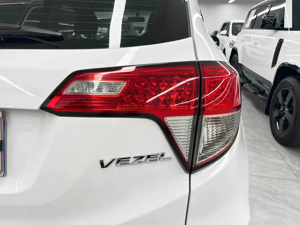 Honda Vezel 2021 — фото 20