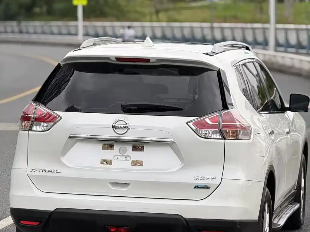 Nissan X-Trail 2016 — фото 16