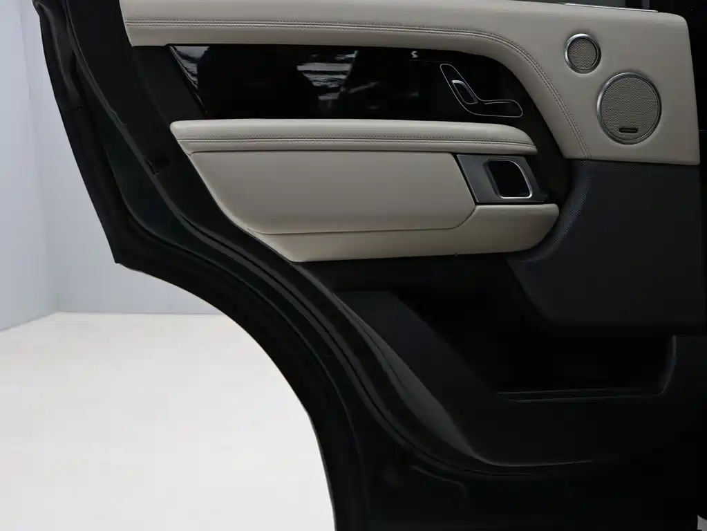 Land Rover Range Rover 2020 — фото 24