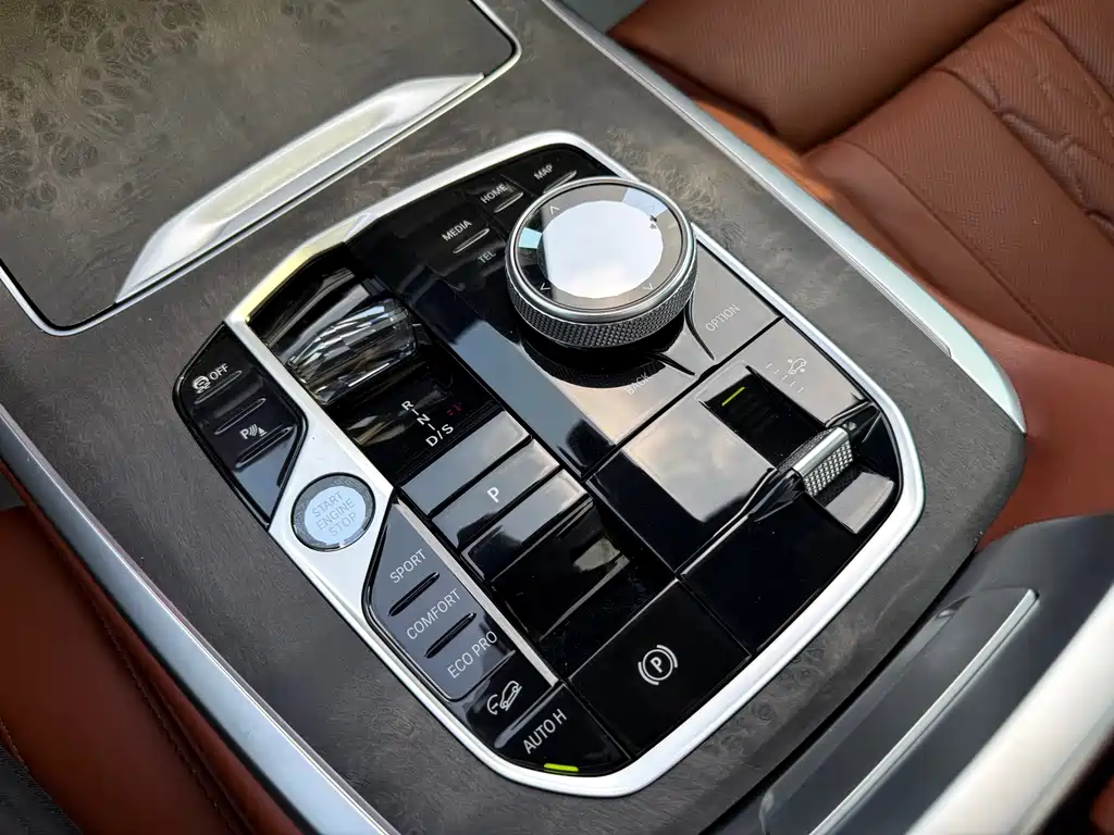 BMW X7 2023 — фото 19